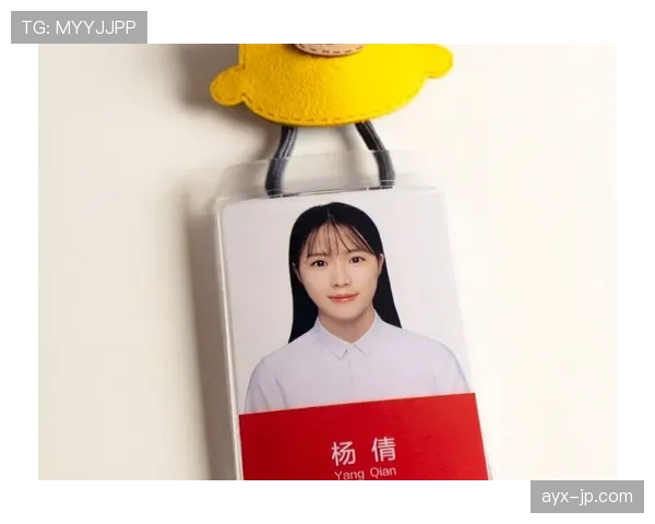 杨倩训练间隙突然买了4瓶顶级护肤品，这消费就跟明星抢代言似的！