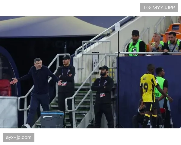 吉达联合争冠能力面临争议，球队表现波动对赛季走势形成制约